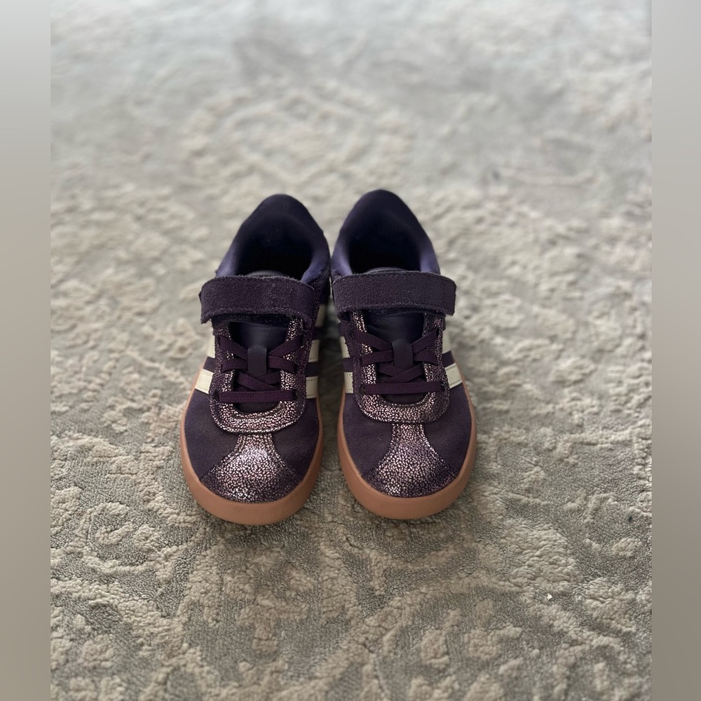❤️Adidas Easy On Purple Sneakers, Like New